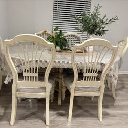 Dinning Table With 6 Chairs