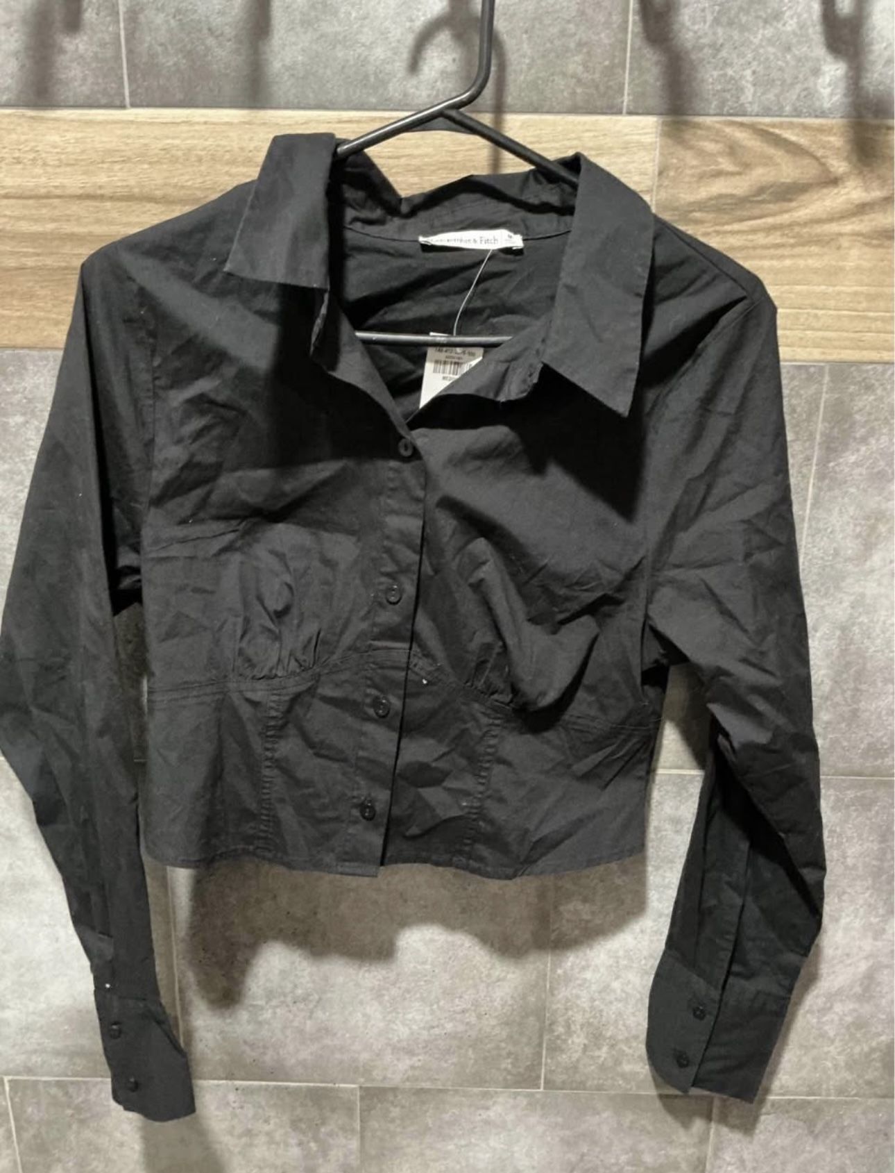 Abercrombie & Fitch Black Cropped Button Up Shirt Women’s Size M 