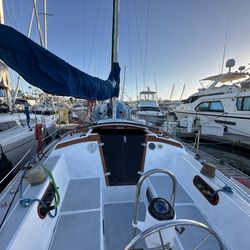 Catalina 30 Sailboat For Sale! ⛵️