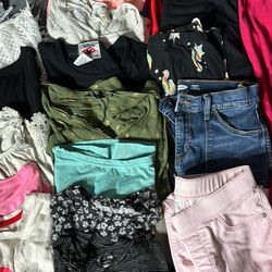 Girls Size L/XL Clothing Lot for Sale in Phelan, CA - OfferUp