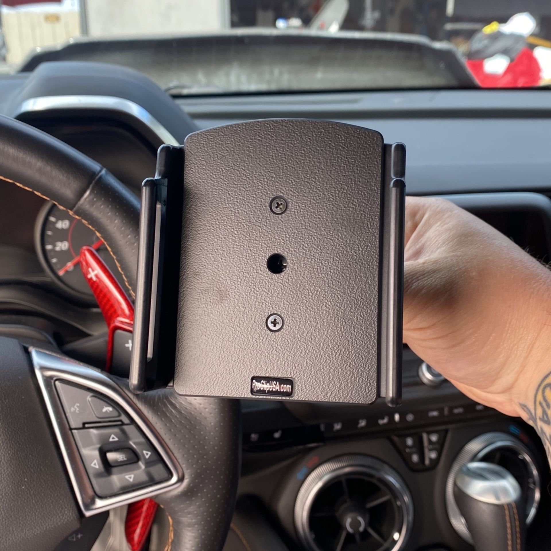6th Gen Camaro Pro Clip Phone Holder