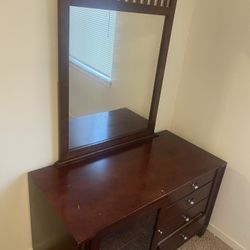 Wood Mirror Dresser 