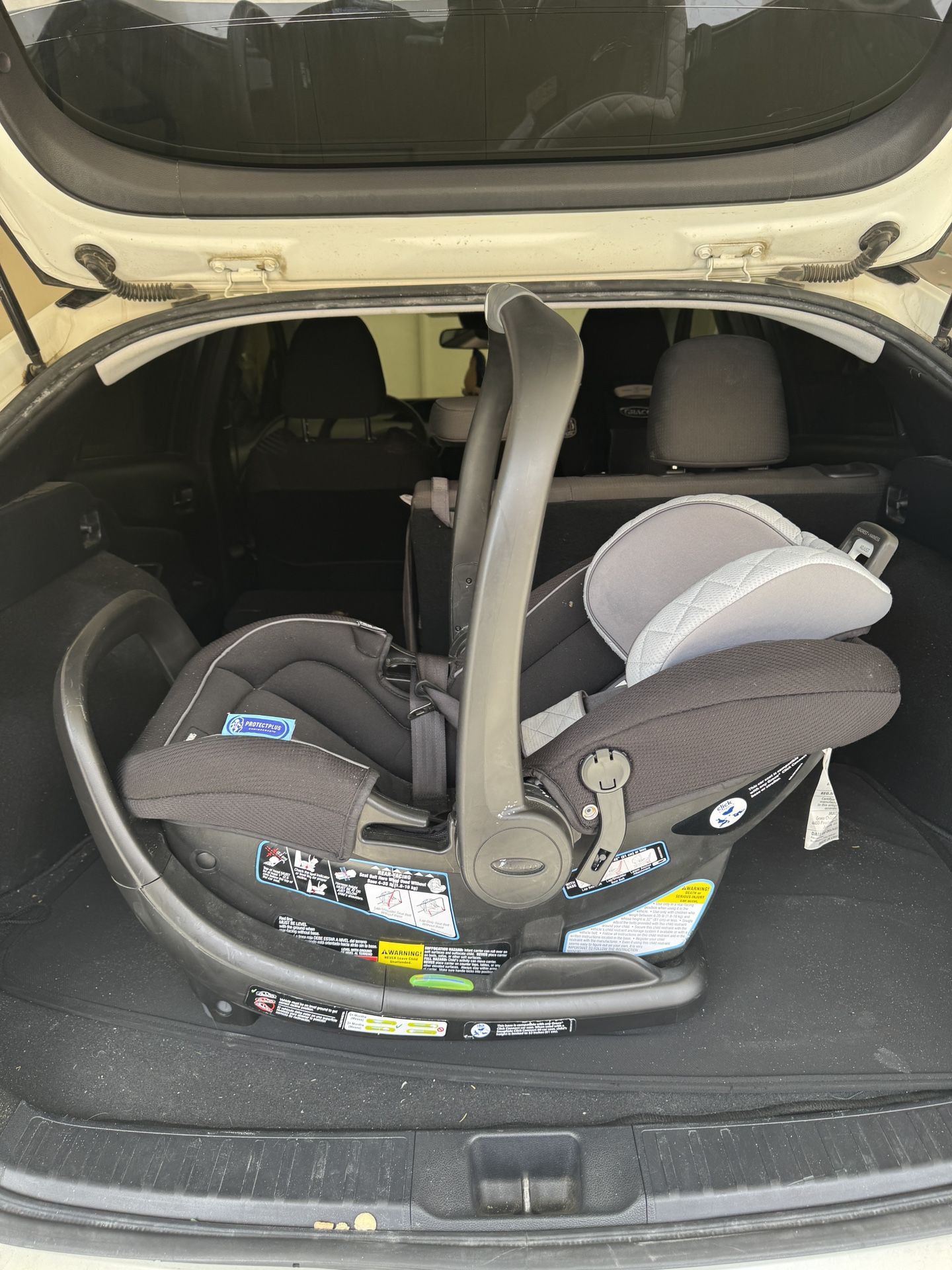 Infant Car seat