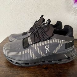 On Cloud Men’s sneakers size 8