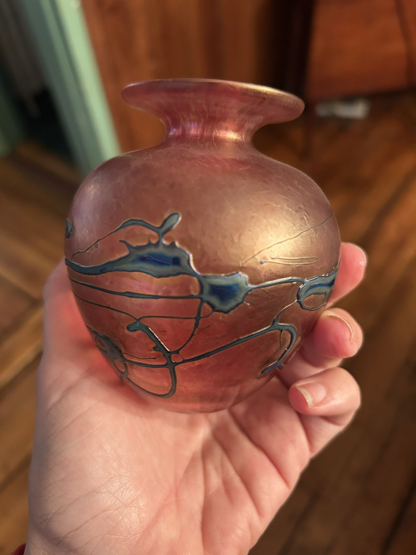 Robert Held handmade glass vase