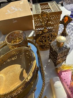 VINTAGE FILIGREE VANITY ITEMS