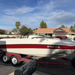 Four Winns Open Bow Boat