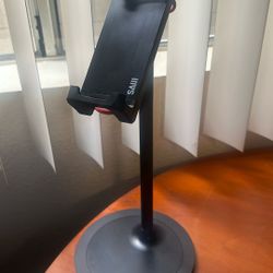 Adjustable Phone/Tablet Stand