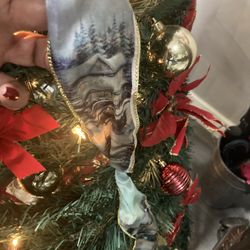  Thomas Kinkade Christmas Tree 