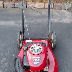 CRAFTSMAN SELF-PROPELLED LAWN MOWER