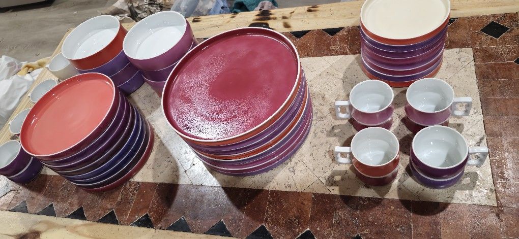 1970's Vintage 40 Piece Set Of German Block Chromatics Red Lavender
