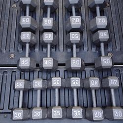 MATCHING  SET  OF  STEEL  HEX  DUMBBELLS  (PAIRS OF)  :   30s  35s  40s  45s  50s  60s  70s  