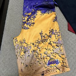 Los Angeles Lakers Size Small Fit Large Shorts Never Worn Still With Tag Retail 50