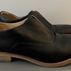 Women Clarks Leather Slip-On Shoes