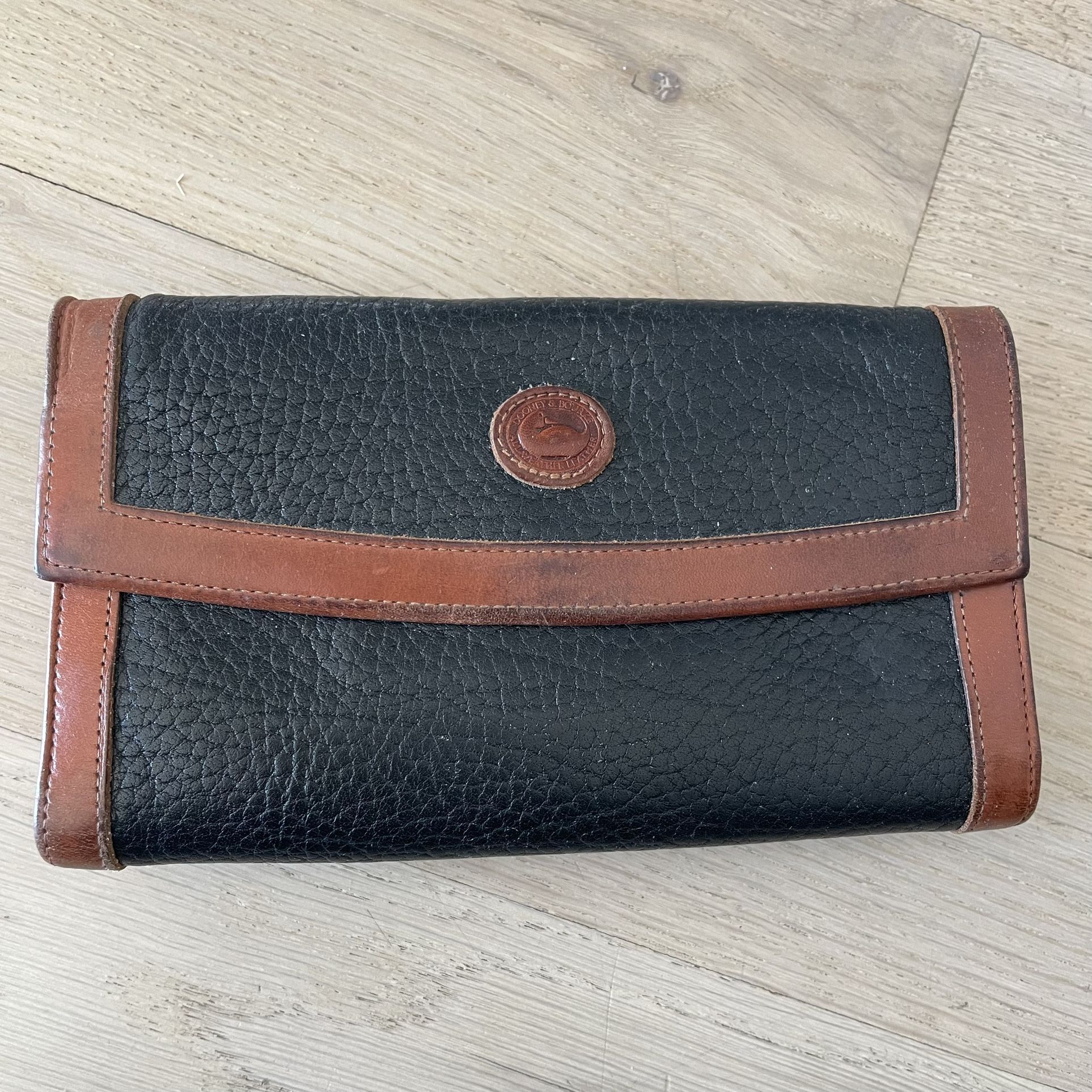 Dooney & Bourke Vintage Leather Trifold Flap Wallet