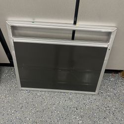 Pontoon Door 31x26 3/4