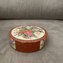 Oriental Japanese Satsuma Porcelain Trin