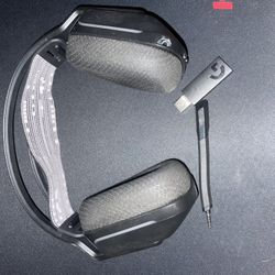 Logitech G733 Wireless Gaming Headset 