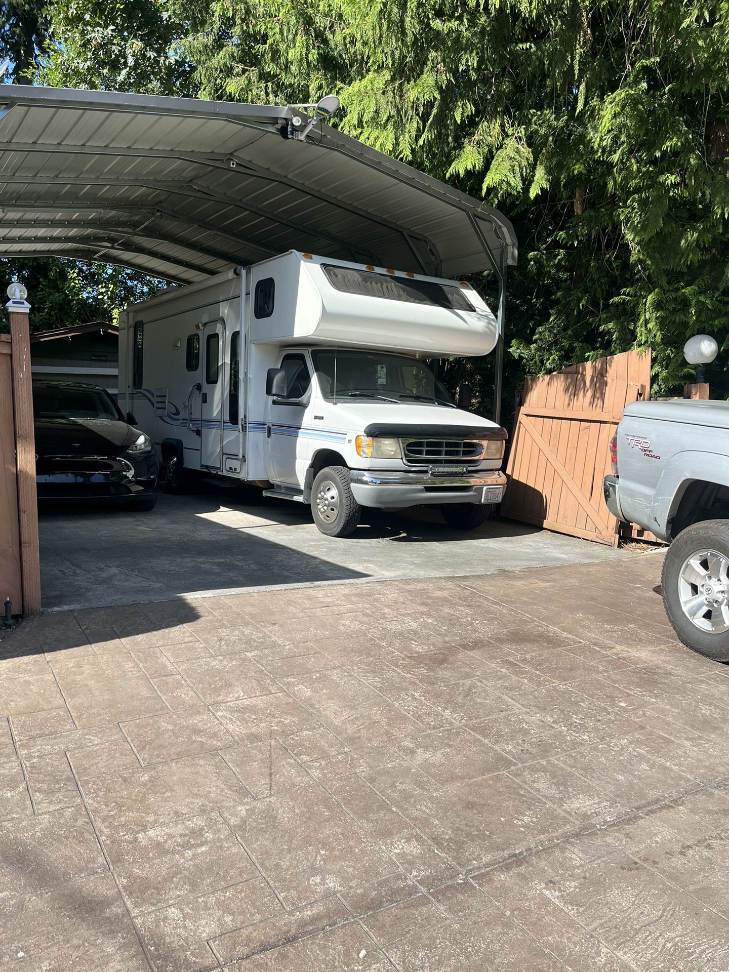 1998 Shasta Ford E350