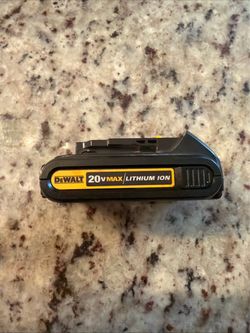DEWALT DCB201 20V MAX 1.5 Ah Lithium-Ion Battery
