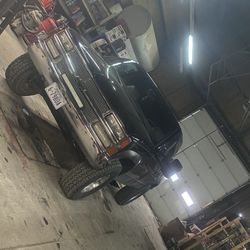 Genuinely Concerned How Much Y’all Think This Truck Would Sell For It’s A Nice Little Project Truck