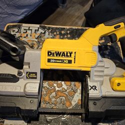 Dewalt Ban Saw  "5 DCS374