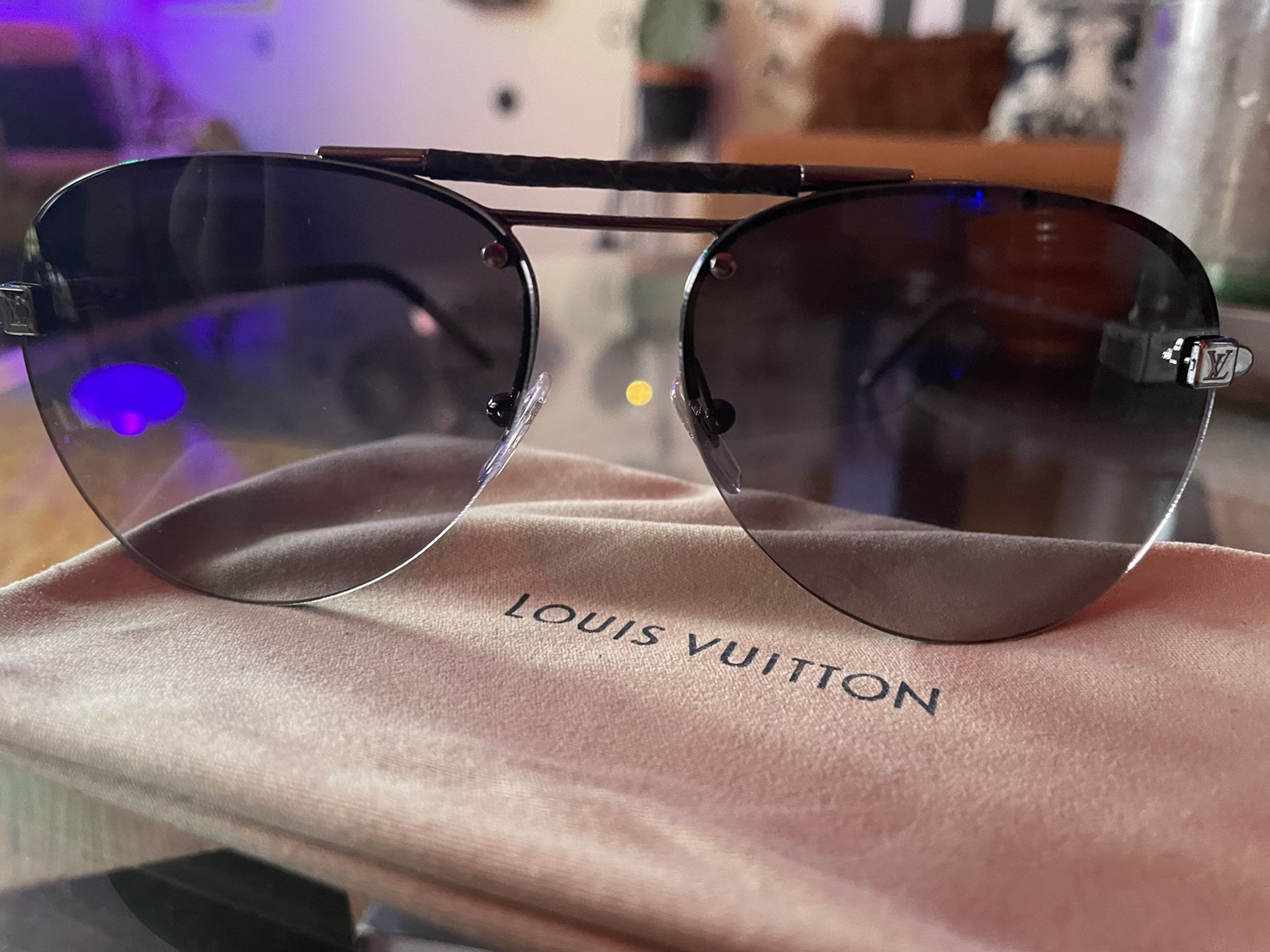 Louis Vuitton Men's Sunglasses for Sale in Mesa, AZ - OfferUp