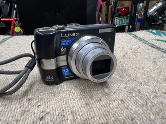 Panasonic LZ6 Digital Camera