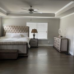 Alligator Style Leather King Size Bedroom Set