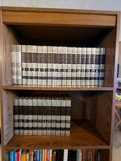 Funk & Wagnalls Encyclopedia Set