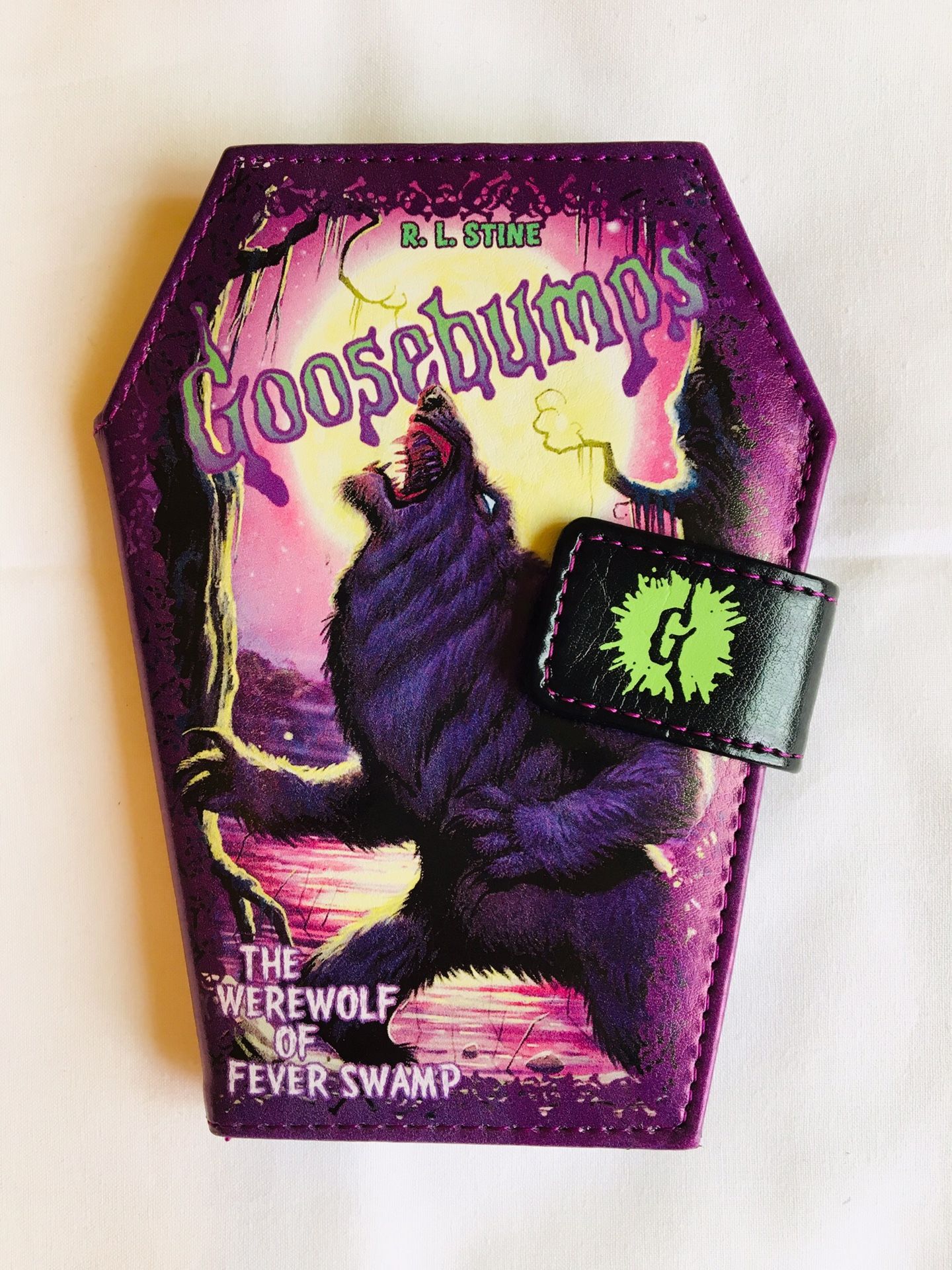 Goosebumps Coffin Wallet ***NEW