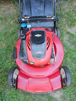 Toro Personal Pace Rear Wheel Drive Self-propelled Lawnmower With Bag