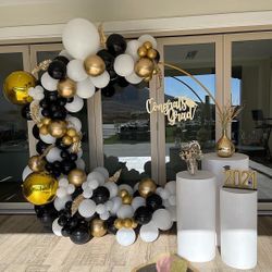 Grad 👩‍🎓 Balloon Decorations 