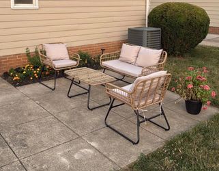 Entire patio set