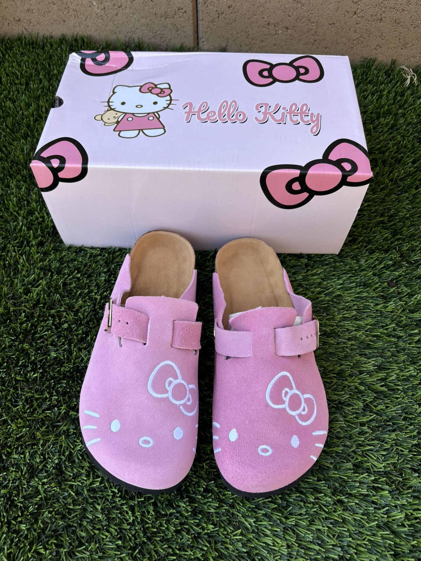 Hello Kitty x Birkenstock - Sizes 5.5w - 8.5w