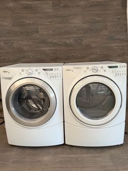 Whirlpool washer and dryer gas laundry set