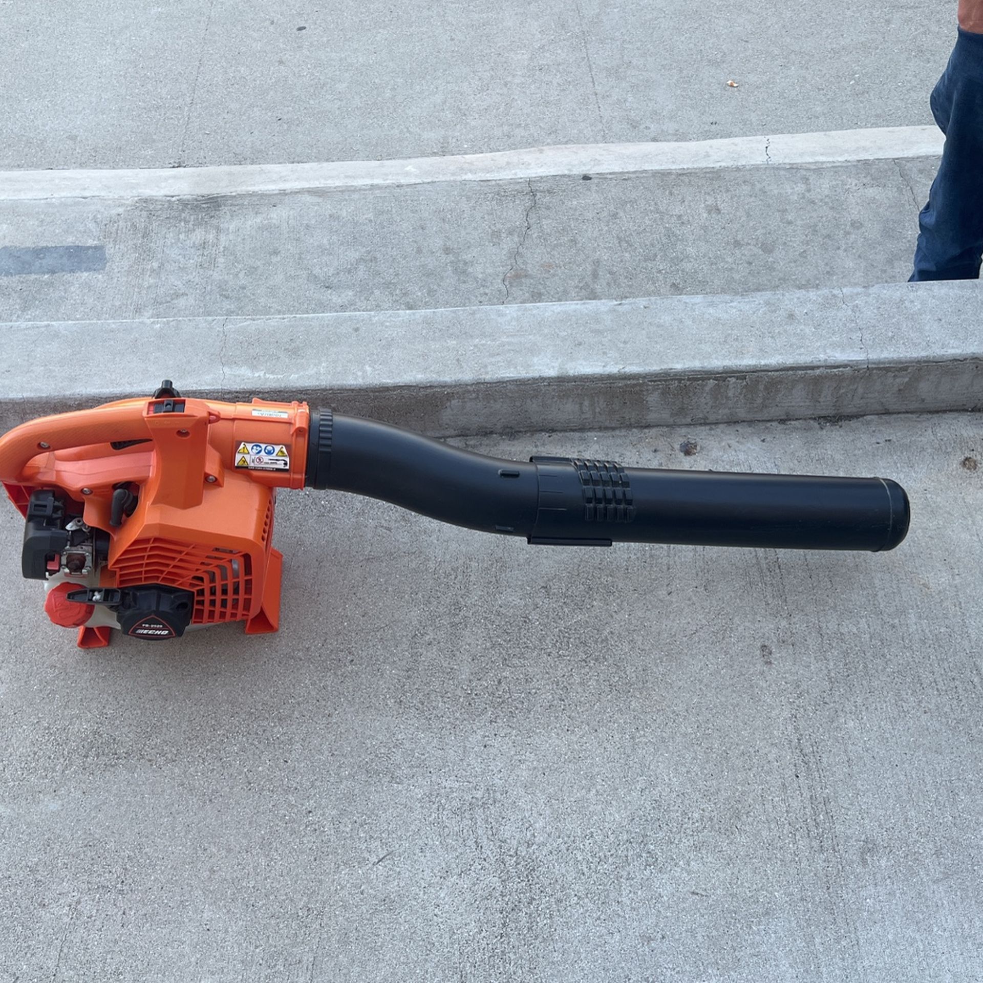 Echo Leaf Blower