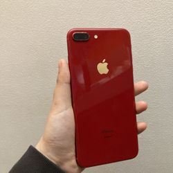 Factory Unlocked Iphone 8 plus 64 gb comes with store warranty 