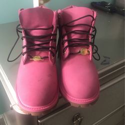 Pink Timberlands