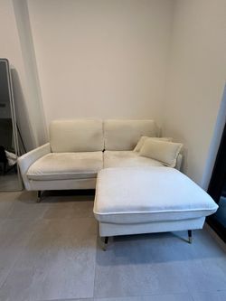 Modern Cream Loveseat Sofa with Ottoman – Comfortable & Stylish