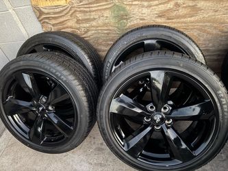 19” Mustang wheels