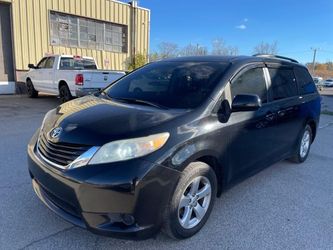 2012 Toyota Sienna