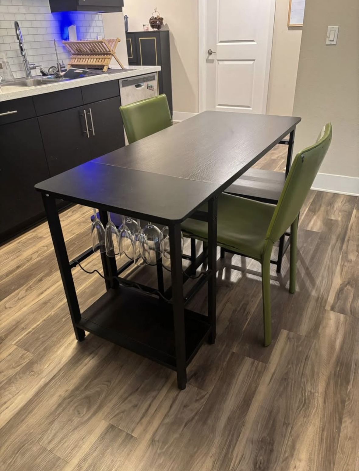 Kitchen Table Set and Chairs