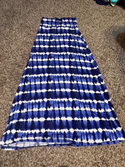 Women’s design history navy blue tie dye maxi skirt. Size medium