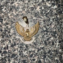 Gold Pendant 