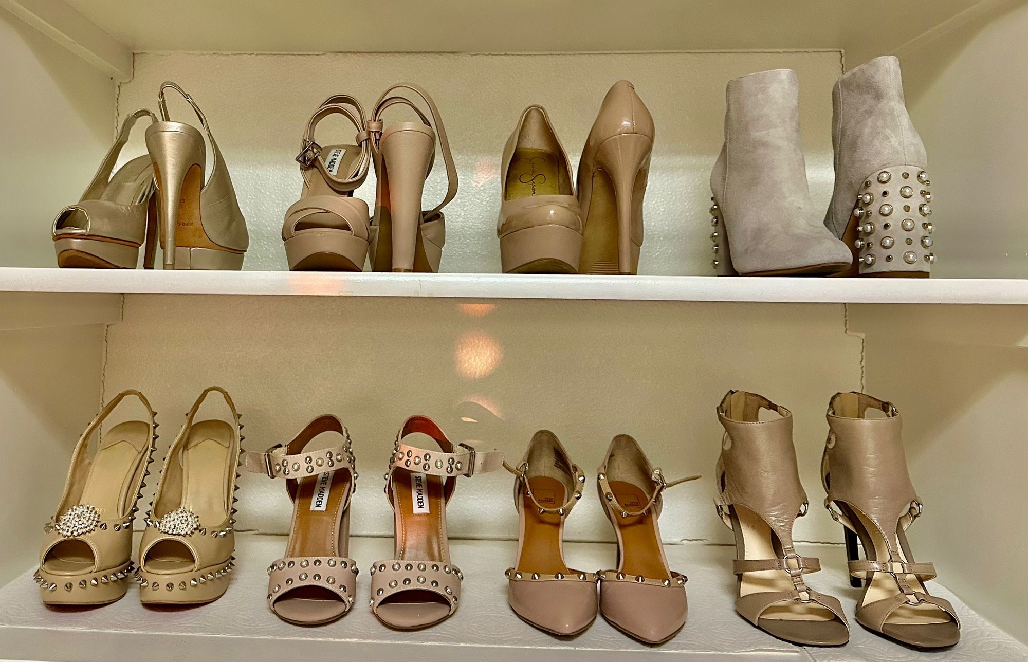 High Heels (BCBG, GUESS, STEVE MADDEN, JESSICA SIMPSON ETC..)