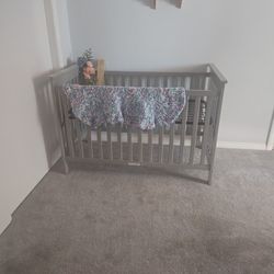 Babys Crib