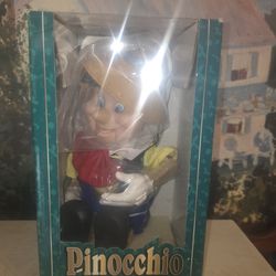Vintage Telco Pinocchio Christmas Animated Sings & Dances 2002 WITH BOX