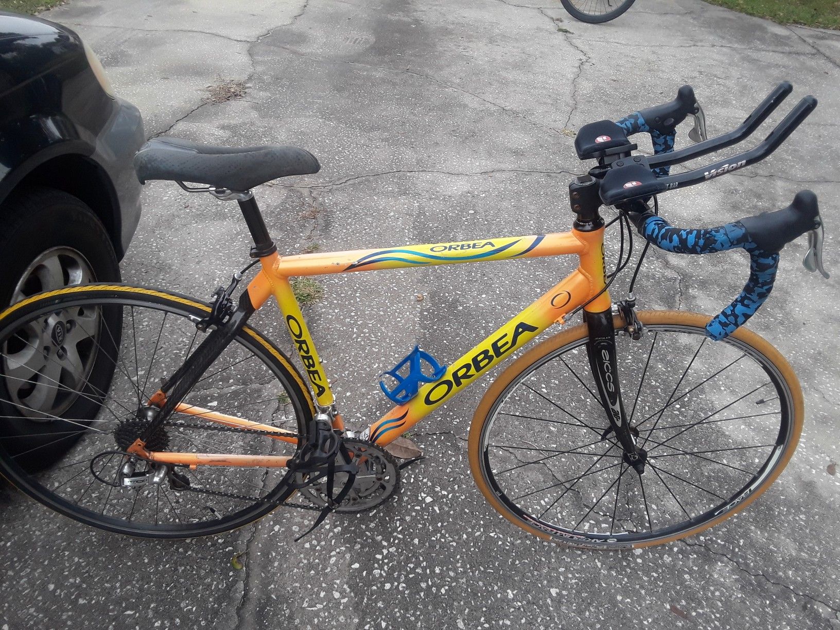 Orbea Asphalt 1 Carbon And Aluminum Frame Carbon Seatpost Campagnolo Veloce 2x10 Components 52cm Road Bike Mavic Aksium Race Wheels And Tt Bars For Sale In Wesley Chapel Fl Offerup