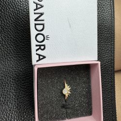 $75 PANDORA Celestial 14k Gold-Plated Sparkling Sun Ring